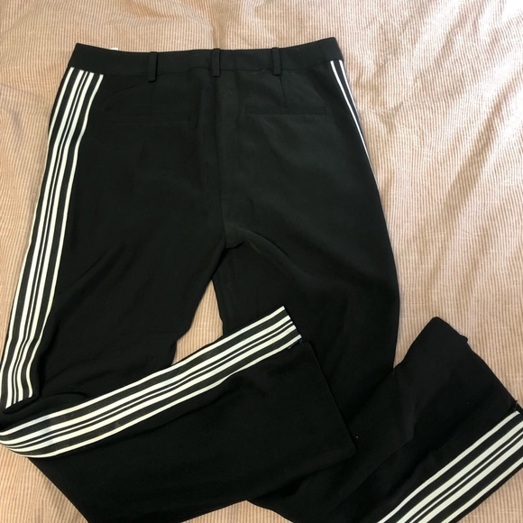 Black pants - Picture 2 of 5